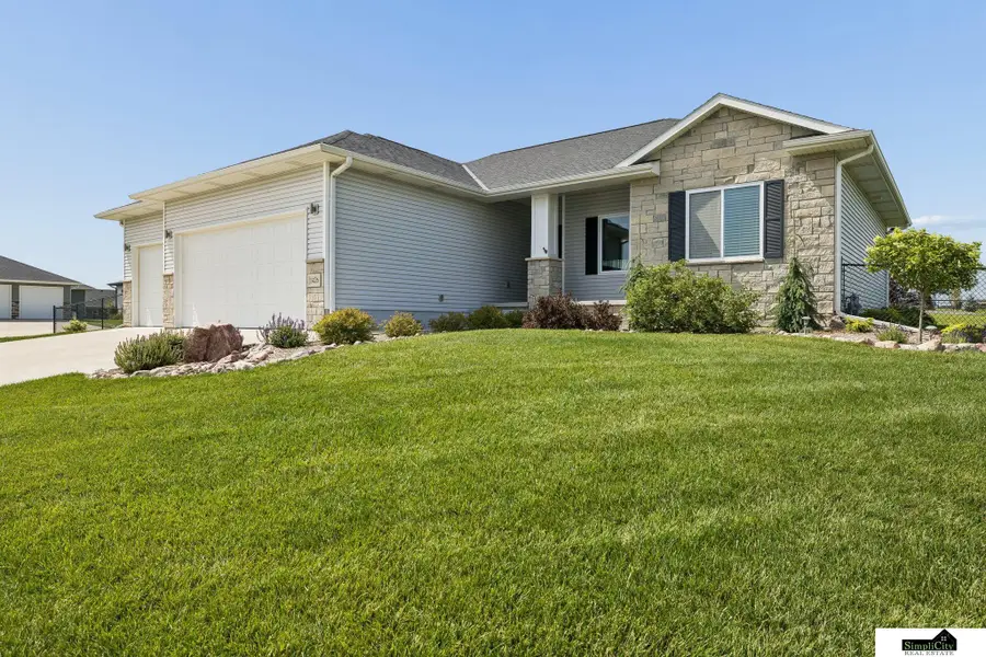 1426 E 9th Street, Hickman, NE 68372 - #2