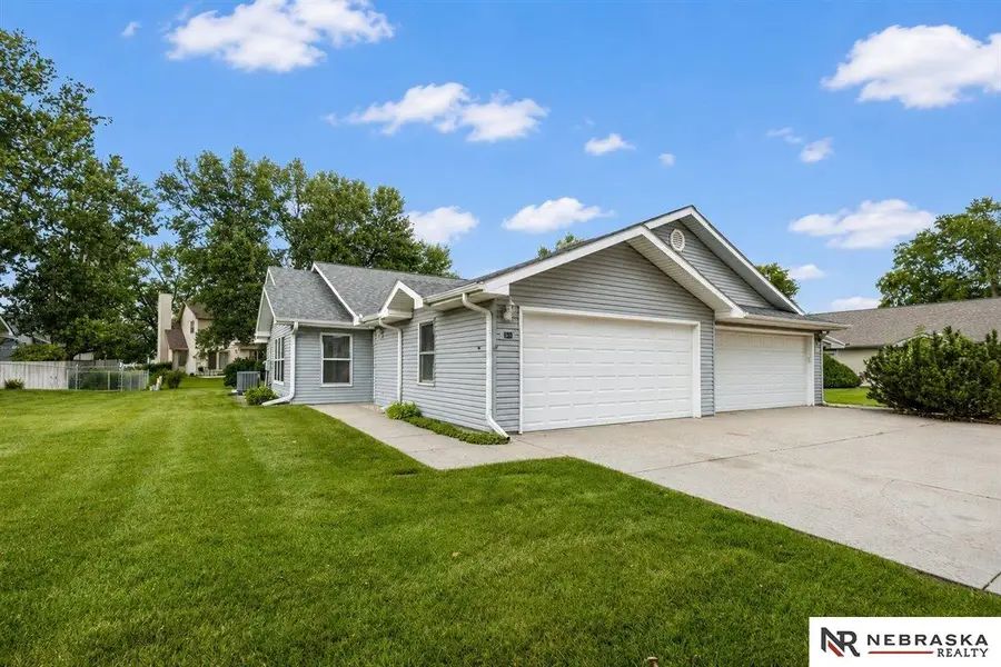 501 Lamont Circle, Lincoln, NE 68528 - #2