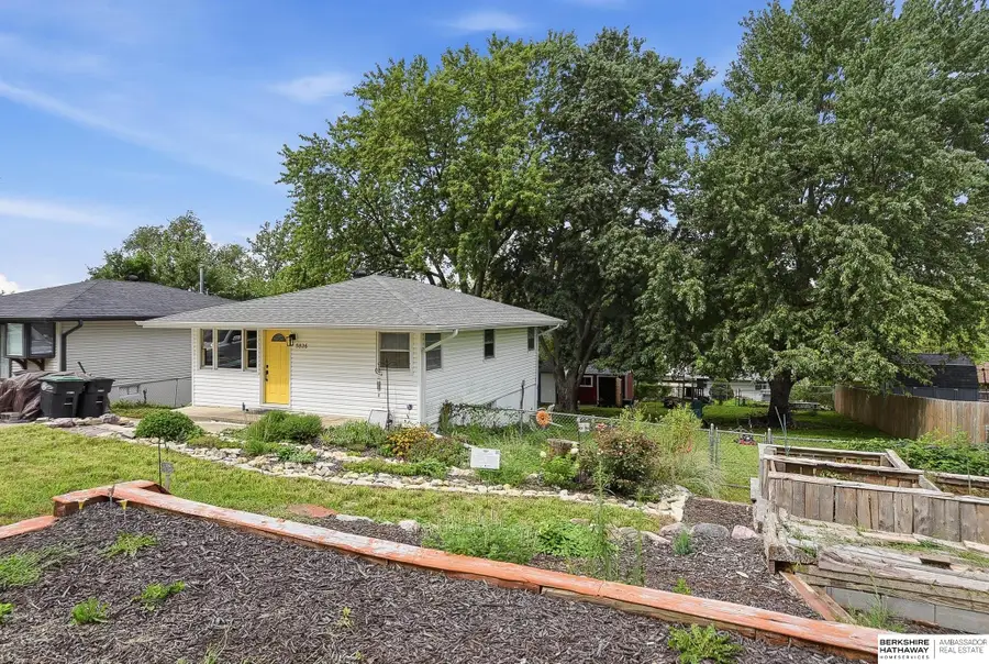 5826 S 50th Street, Omaha, NE 68117 - #3