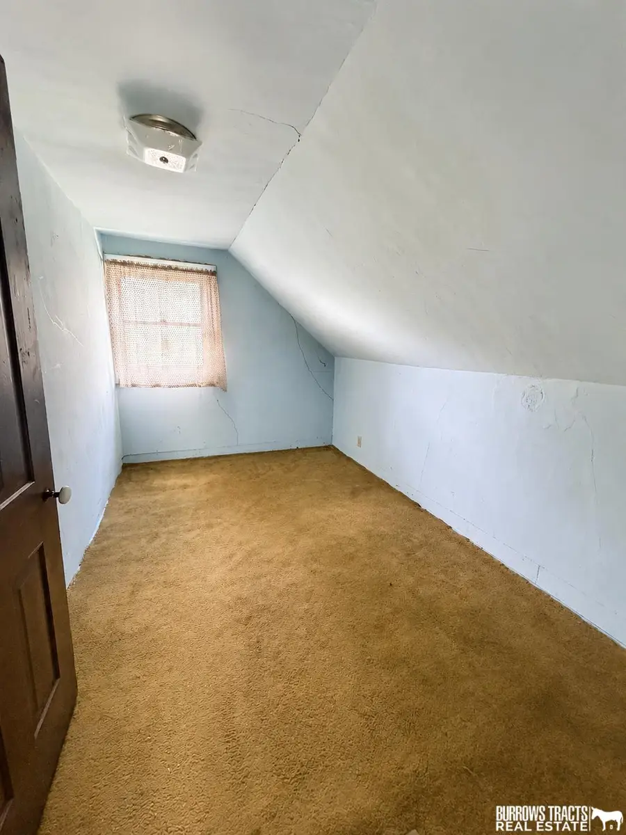 262 S 9th Street, Tecumseh, NE 68450 - #3