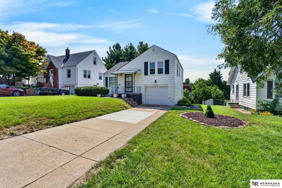 4823 Hickory Street, Omaha, NE 68106 - #2
