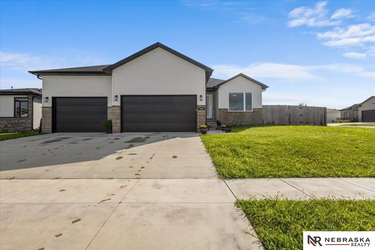 3345 N 92nd Street, Lincoln, NE 68507 - #1