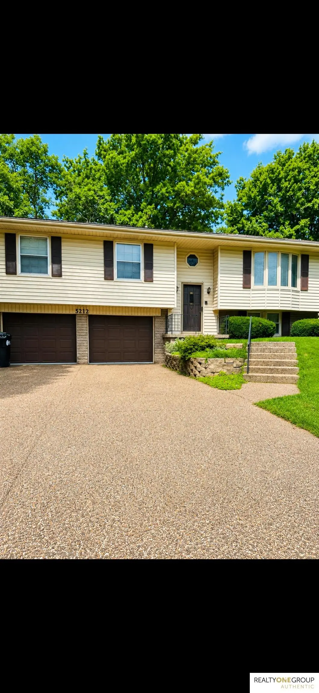 5212 S 105 Street, Omaha, NE 68127 - #1