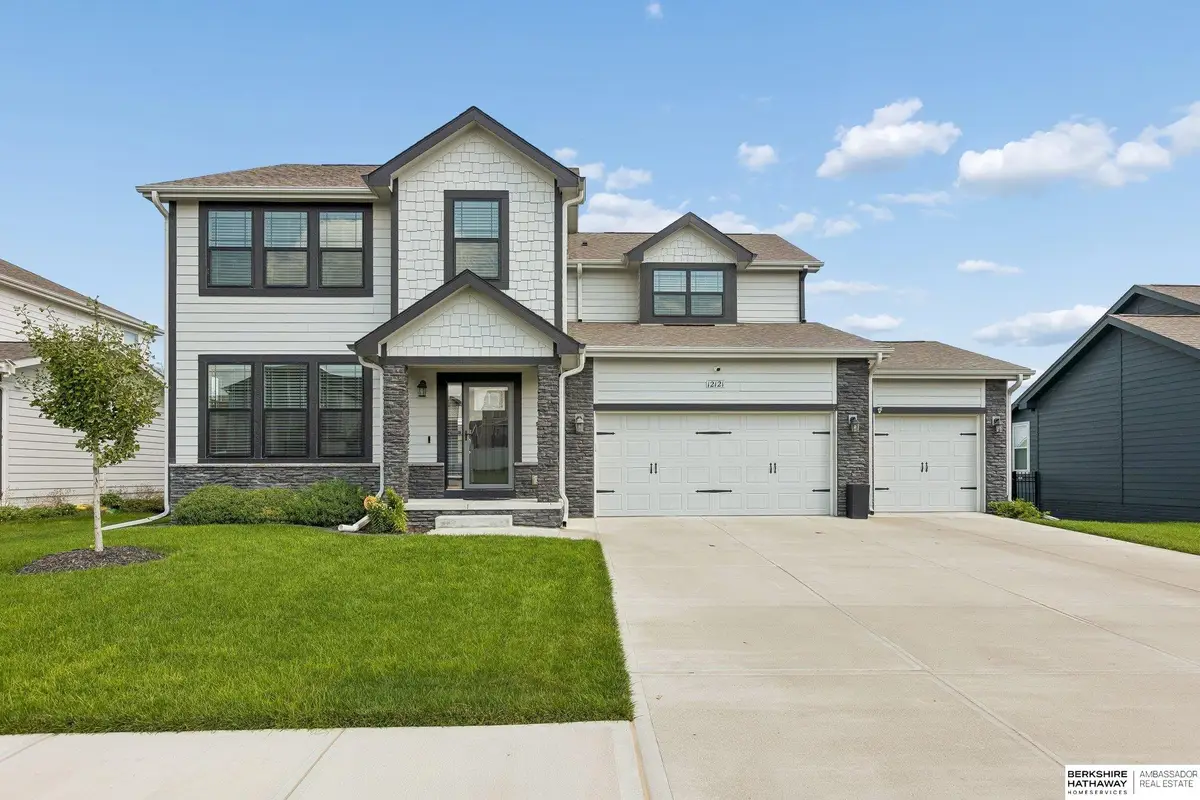12121 S 209 Avenue, Gretna, NE 68028 - #1