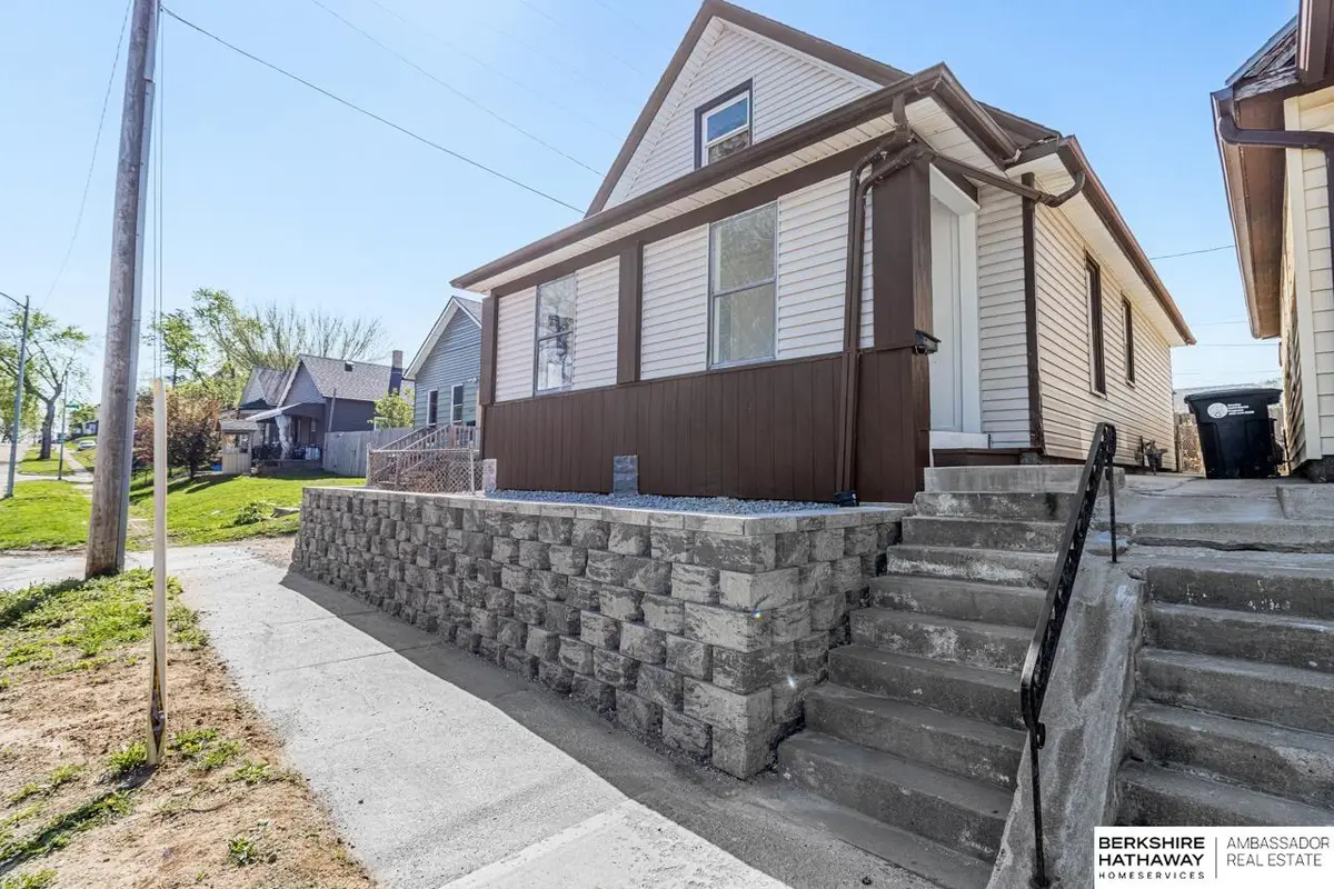 1211 Arbor Street, Omaha, NE 68108 - #1