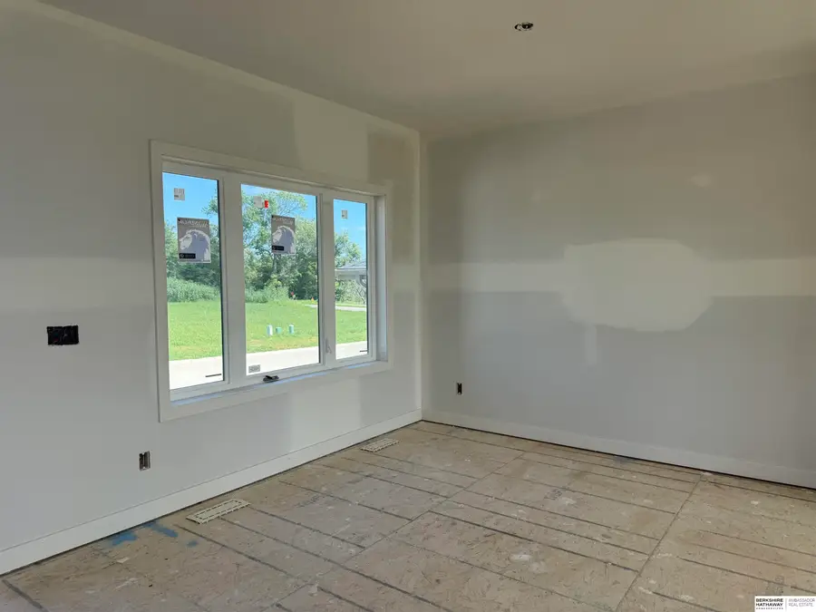 21313 Y Street, Elkhorn, NE 68022 - #2