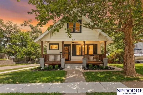 2501 Hanscom Boulevard, Omaha, NE 68105