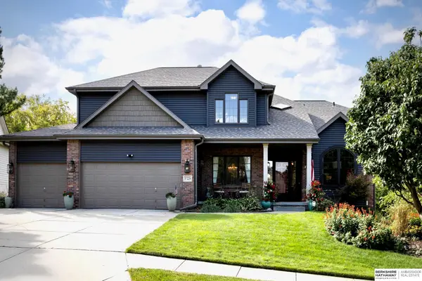17229 Seward Street, Omaha, NE 68118