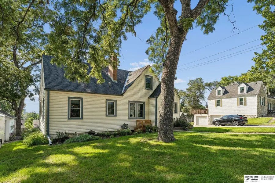 2102 S 61st Street, Omaha, NE 68106 - #3