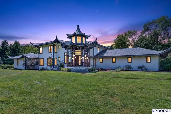 6101 Northern Hills Drive, Omaha, NE 68152