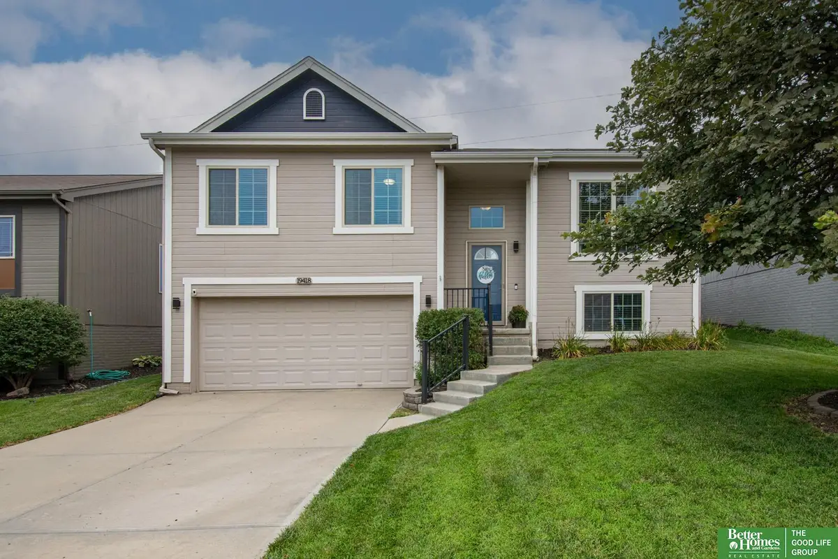 19418 R Street, Omaha, NE 68135 - #1