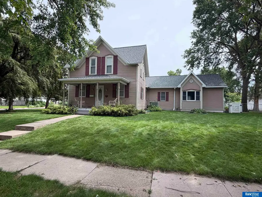 818 15th Street, Aurora, NE 68818 - #2