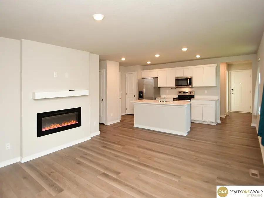 9512 Reynolds Street, Omaha, NE 68122 - #2