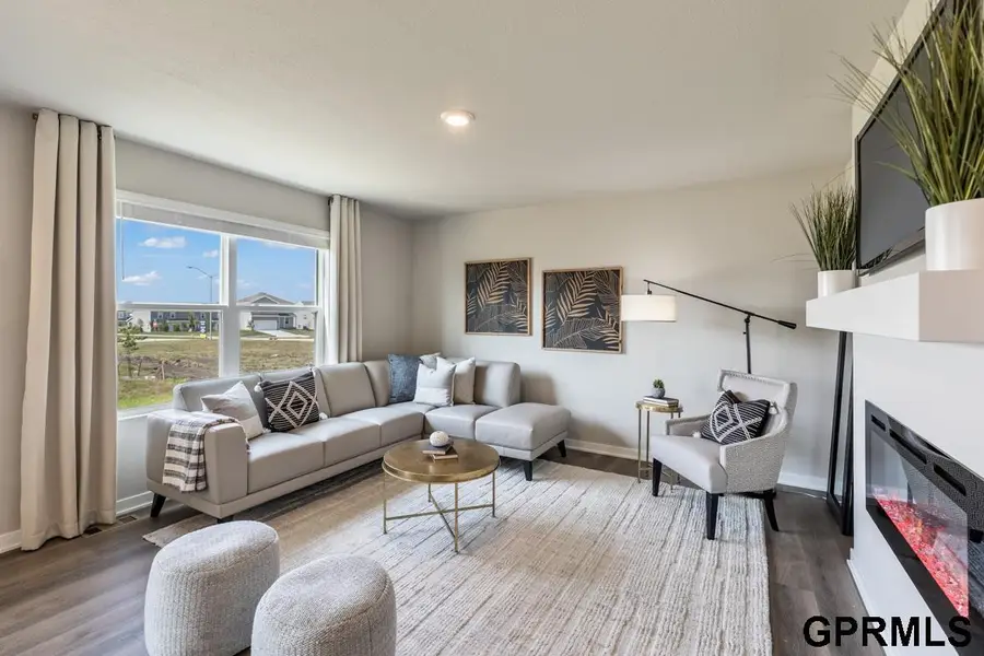 5602 Fenwick Street, Bellevue, NE 68133 - #3
