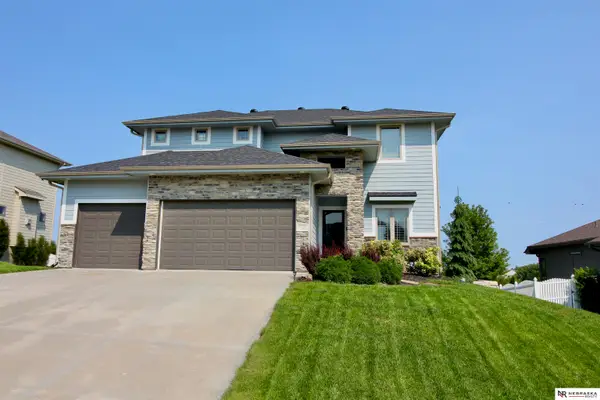 11723 S 109th Street, Papillion, NE 68046