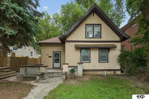 4721 California Street, Omaha, NE 68132