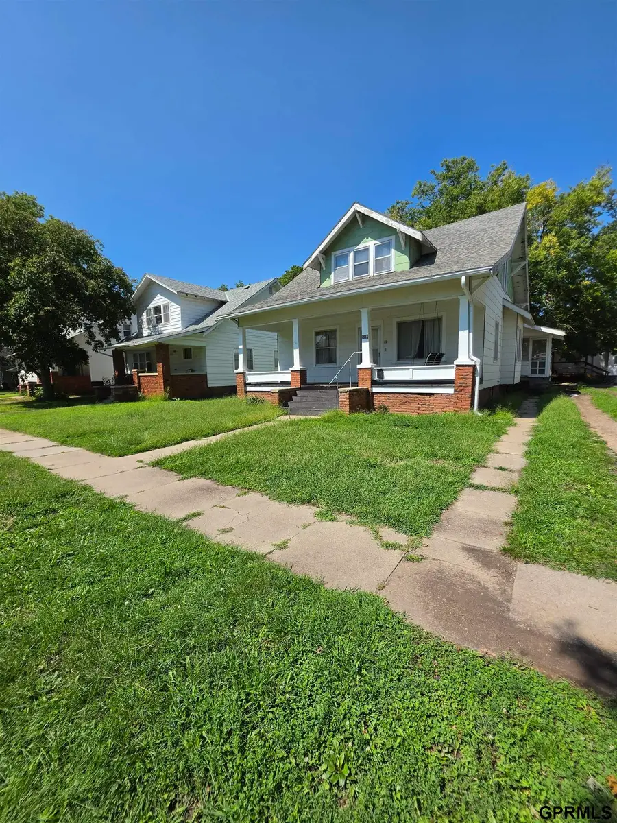 519 E 7th Street, Hastings, NE 68901 - #2