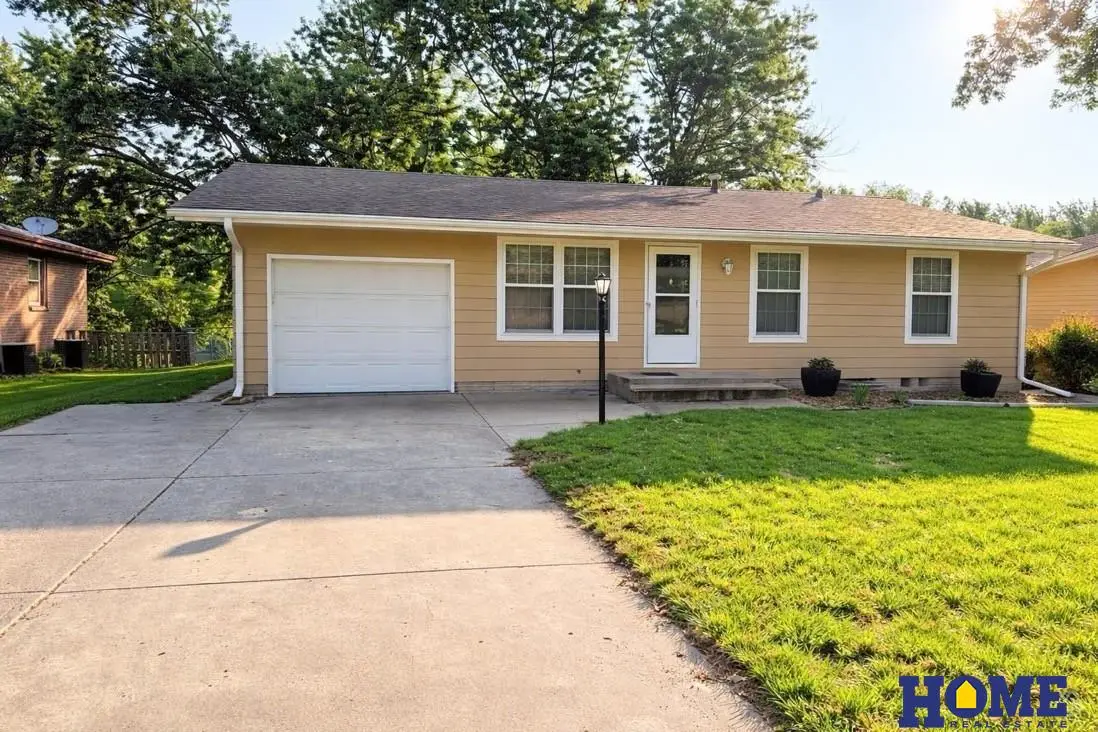 8130 N Hazelwood Drive, Lincoln, NE 68510 - #1