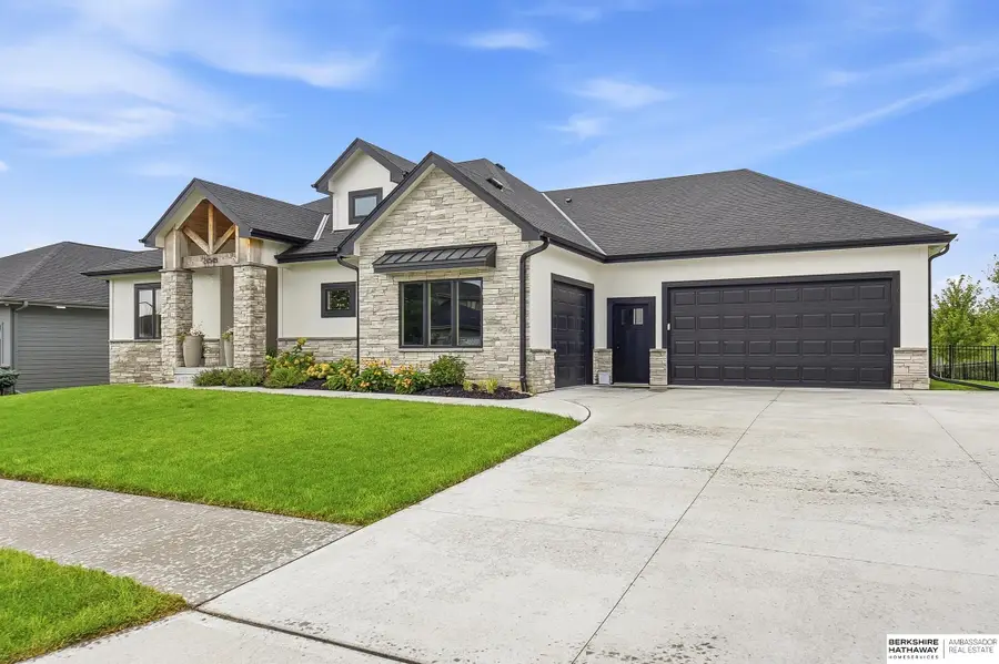 21545 B Street, Elkhorn, NE 68022 - #3