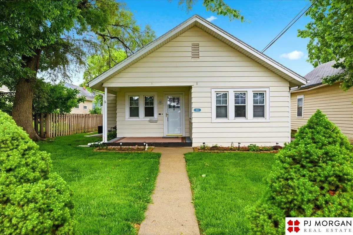1611 S 63rd Street, Omaha, NE 68106 - #1