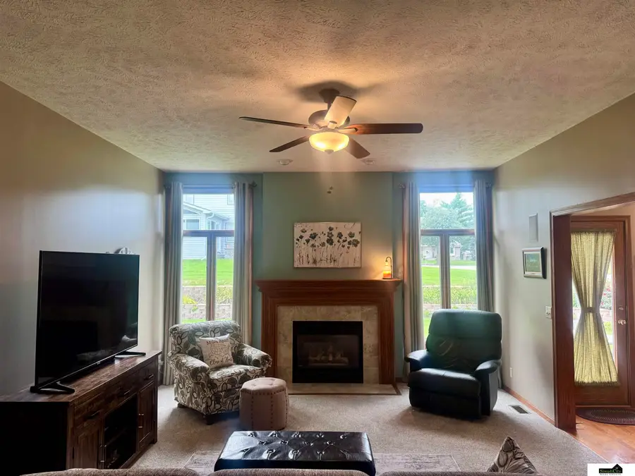 2545 Nancy Drive, Lincoln, NE 68507 - #3