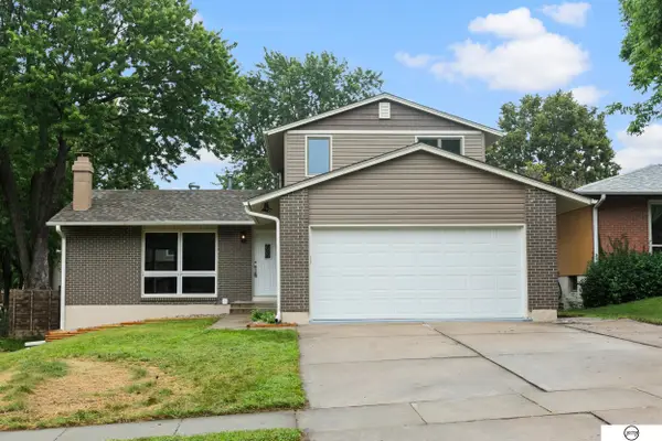 4700 Grassridge Road, Lincoln, NE 68512