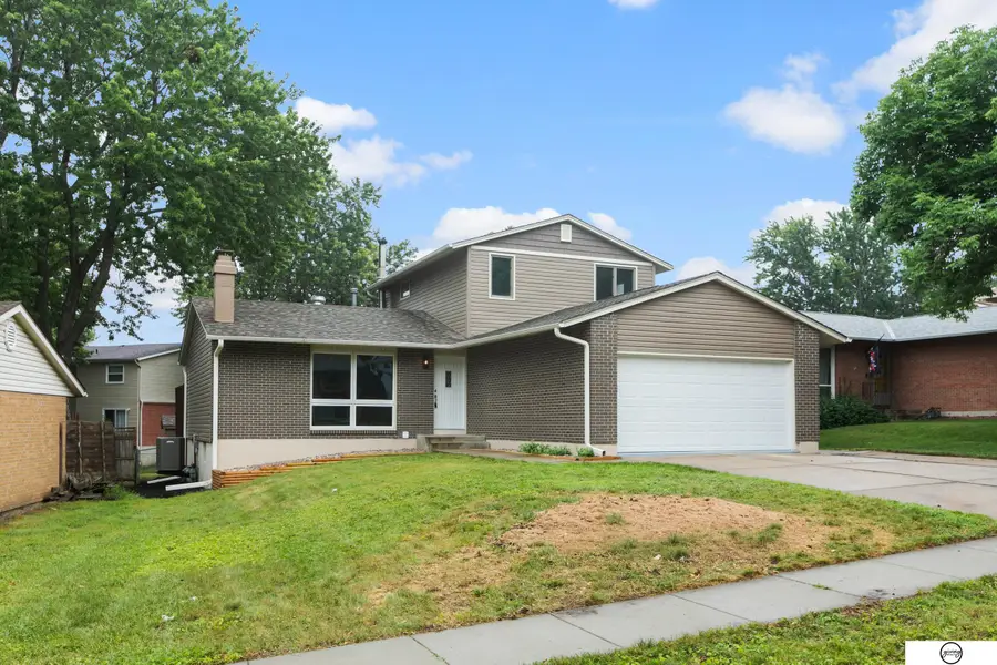 4700 Grassridge Road, Lincoln, NE 68512 - #2