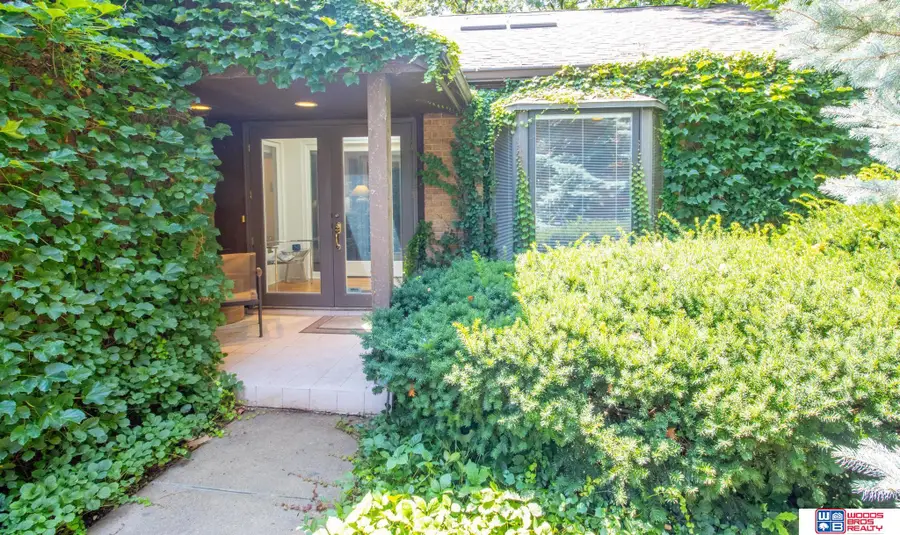 2523 Bishop Lane, Lincoln, NE 68502 - #3