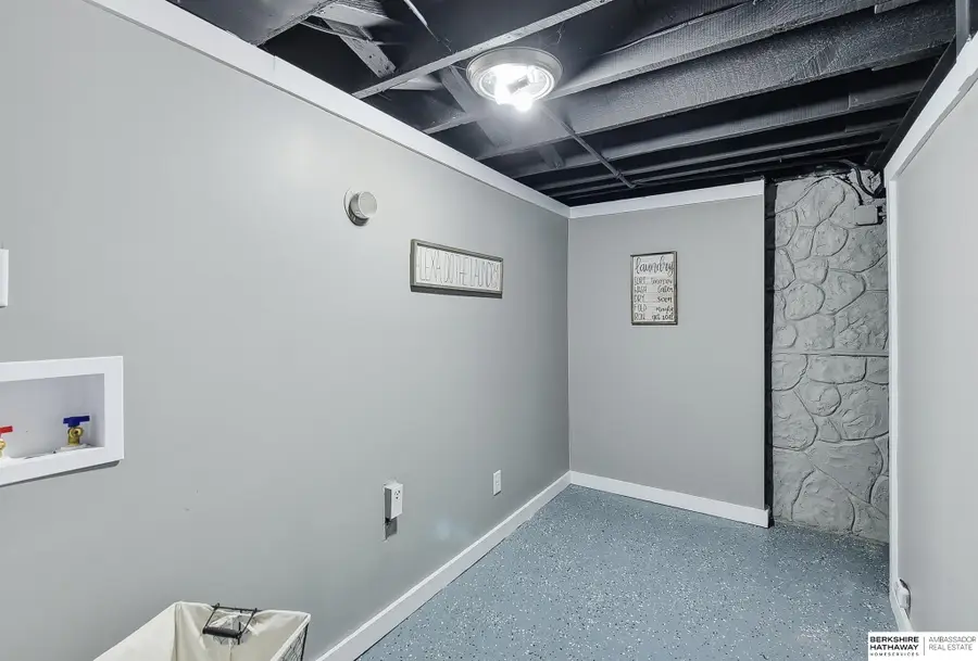 4123 Wirt Street, Omaha, NE 68111 - #3