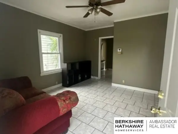 6307 S 30th Street, Omaha, NE 68107