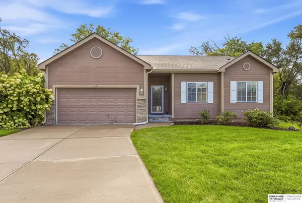 4151 S 200th Street, Omaha, NE 68135