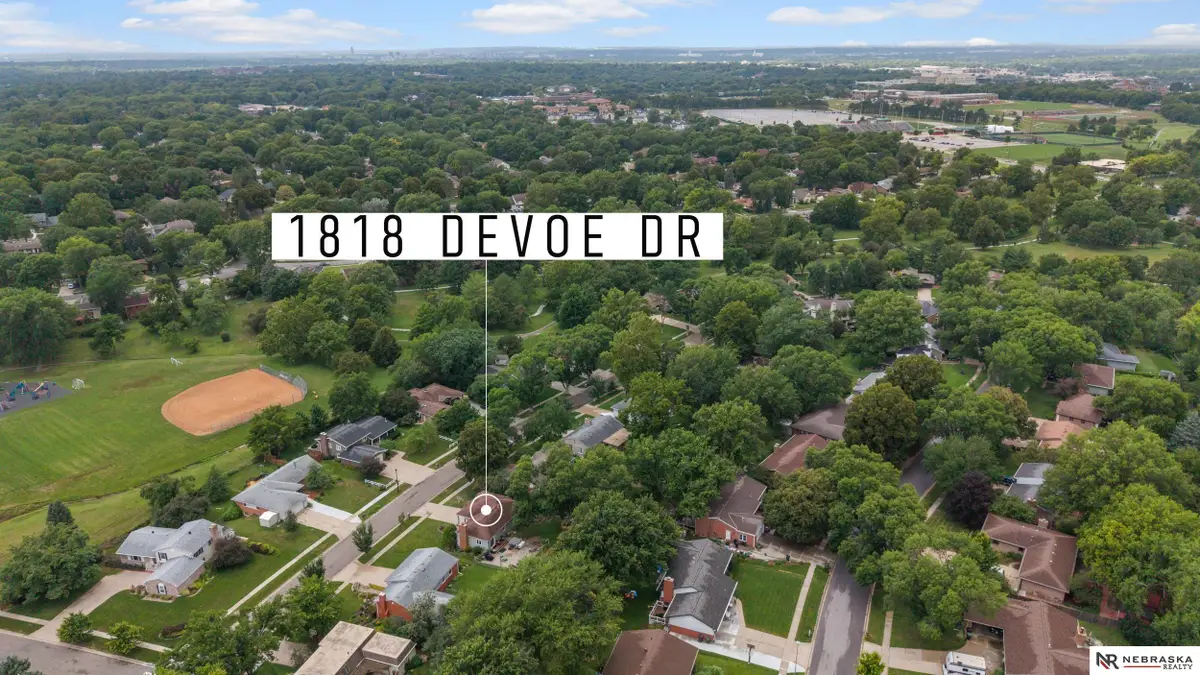 1818 Devoe Drive, Lincoln, NE 68506 - #1