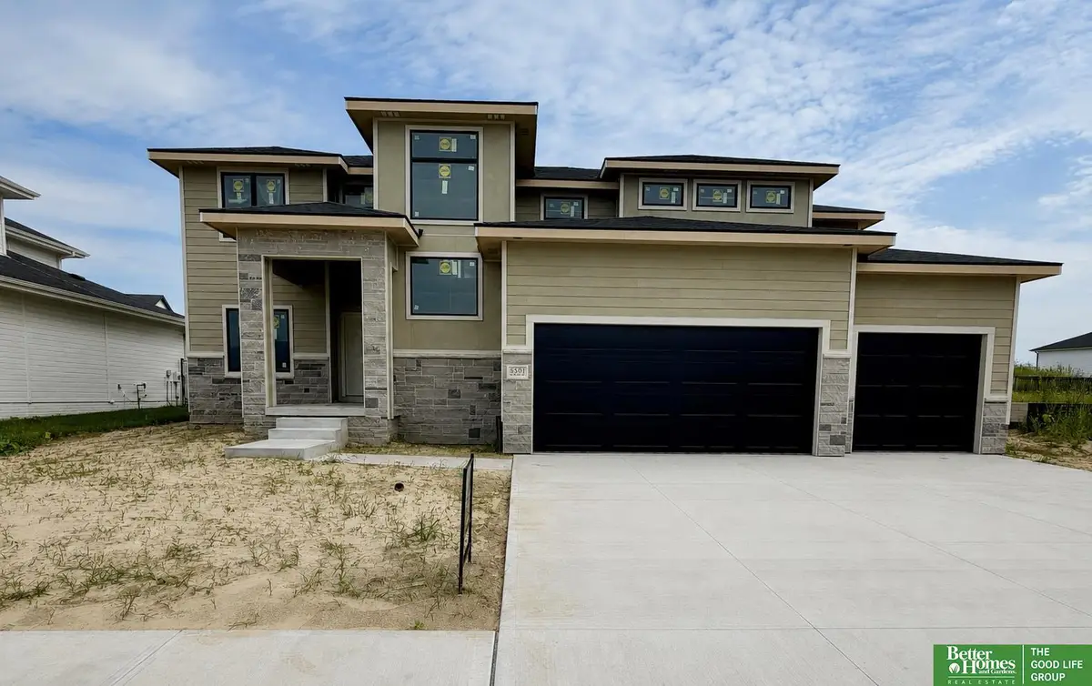 5501 N 213th Street, Elkhorn, NE 68022 - #1