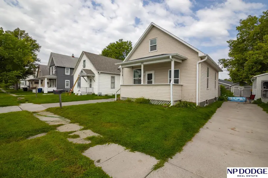 312 W 6th Street, Fremont, NE 68025 - #3