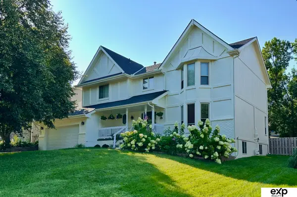 15911 Jackson Drive, Omaha, NE 68118