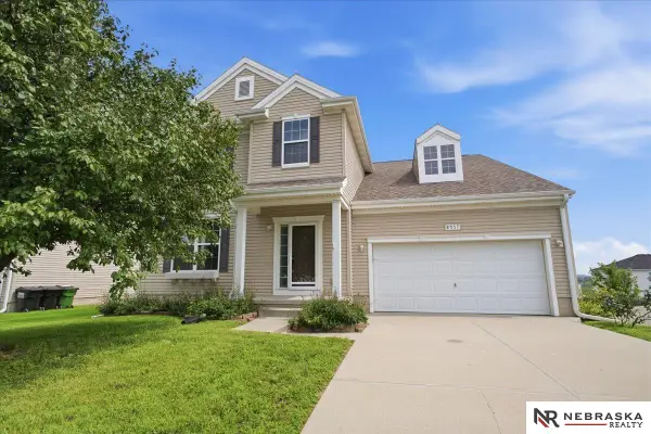 8557 S 64th Street, Omaha, NE 68157