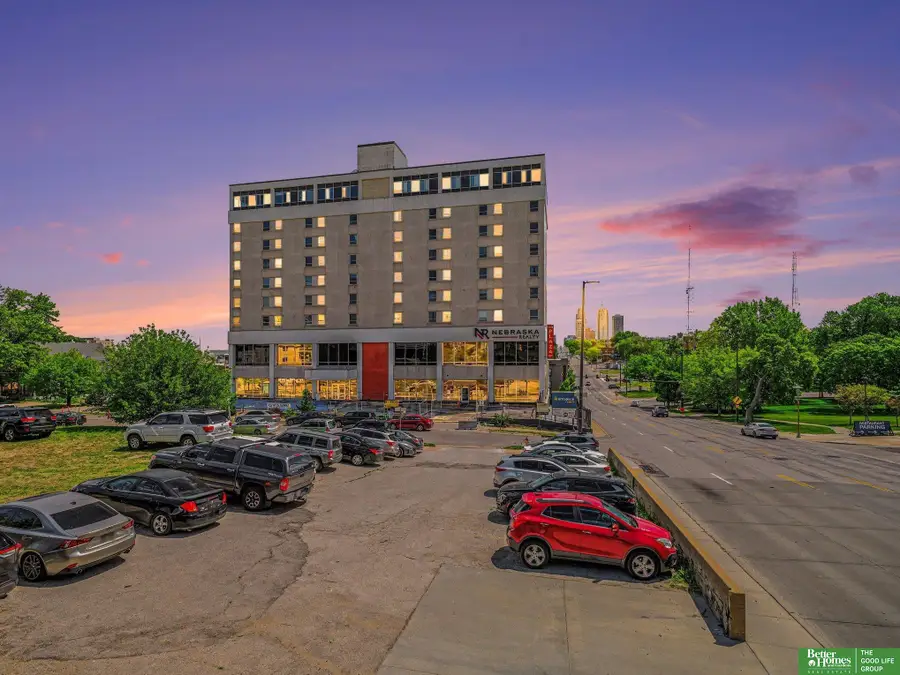 105 N 31st Avenue #501, Omaha, NE 68131 - #2
