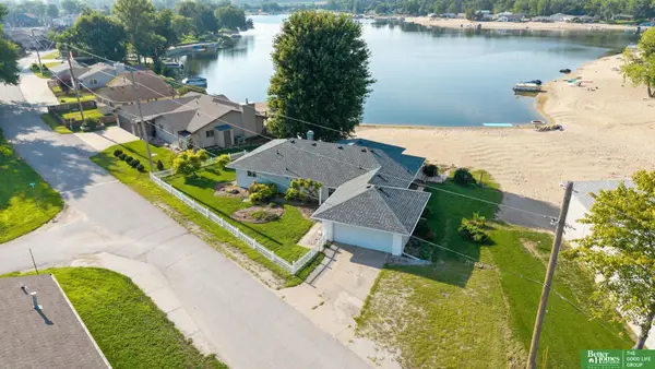 2702 Annabelle Drive, Bellevue, NE 68123