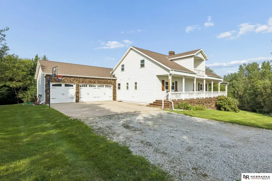 29201 S Golden Pond Road, Firth, NE 68358 - #2