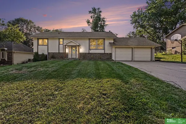 1326 S 166 Street, Omaha, NE 68130