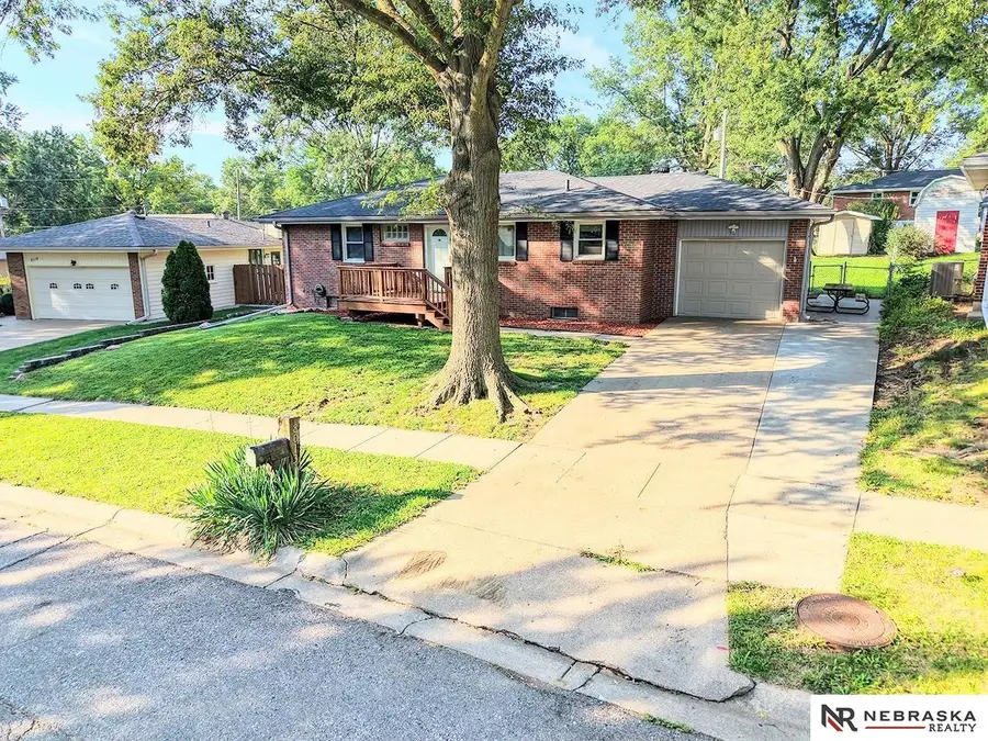 8013 Broadview Drive, Lincoln, NE 68505 - #2