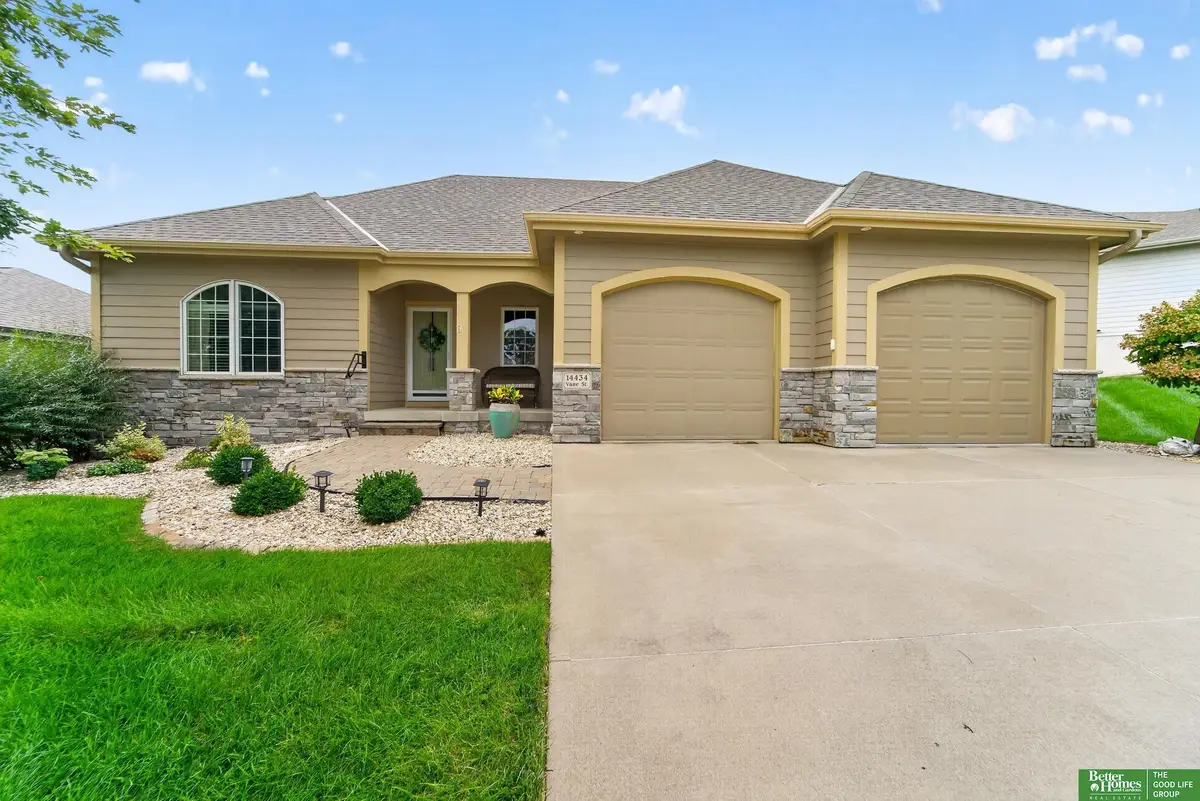 14434 Vane Street, Bennington, NE 68007 - #1