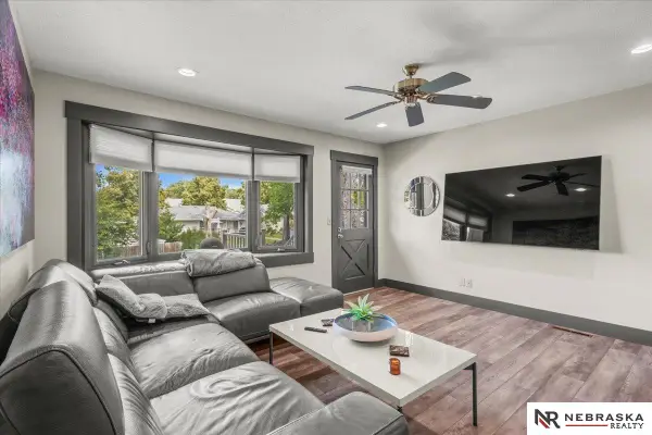 5226 Spruce Street, Lincoln, NE 68516