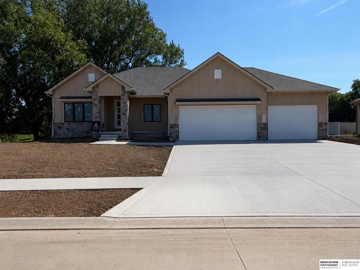 11113 S 98th Street, Papillion, NE 68046 - #1
