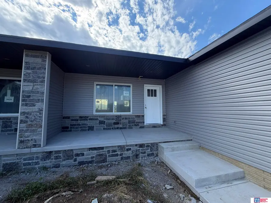 9419 S 82nd Street, Lincoln, NE 68516 - #3