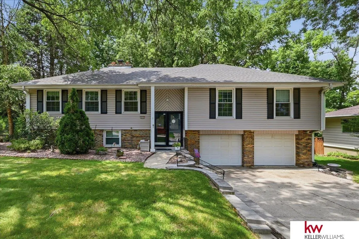 618 S 126 Street, Omaha, NE 68154 - #1