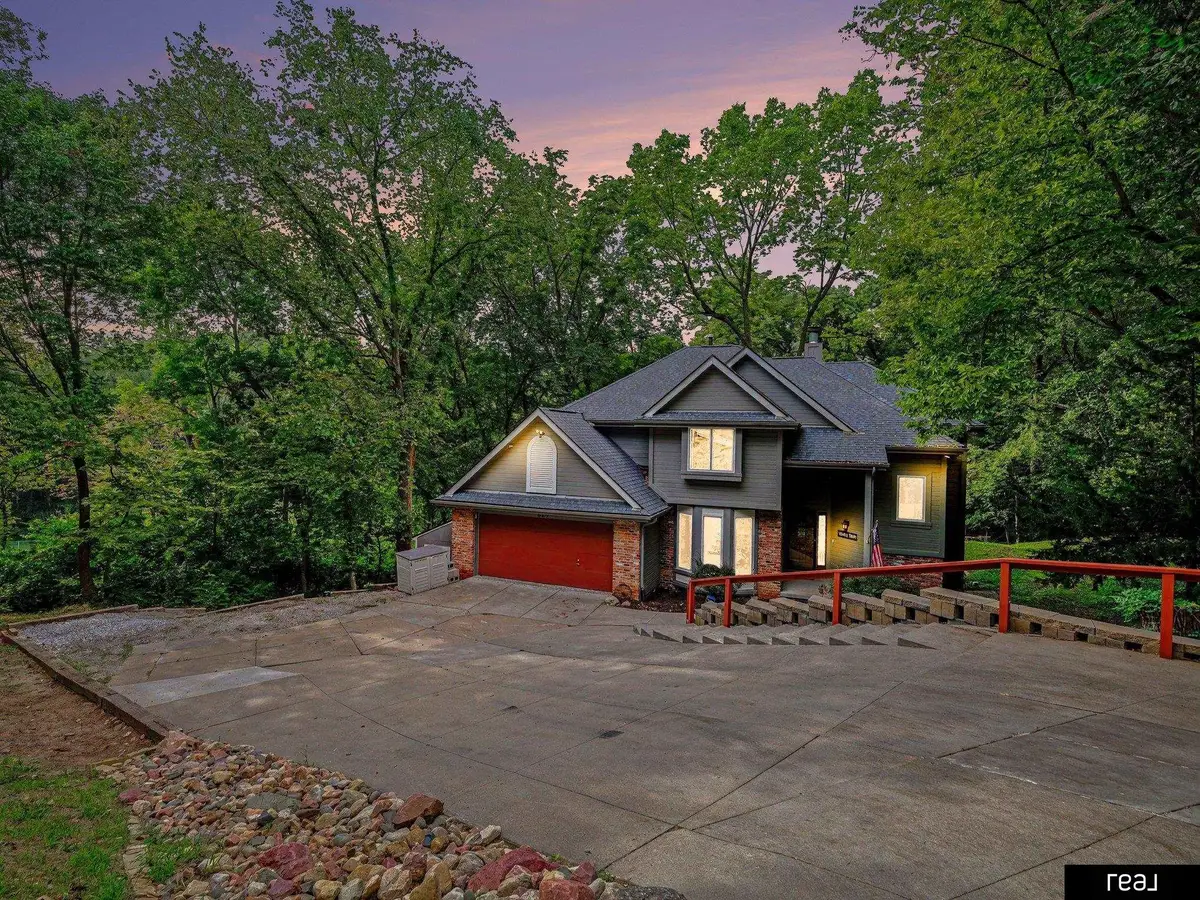 829 Hidden Hills Drive, Bellevue, NE 68005 - #1