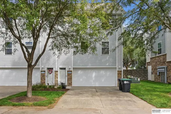 6767 S 181st Court, Omaha, NE 68135