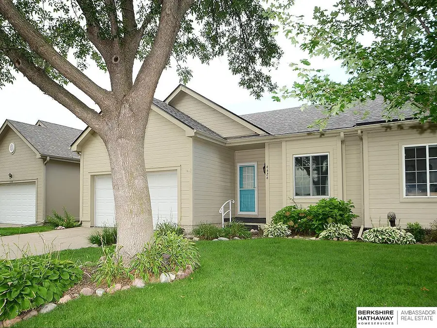 6626 S 117 Street, Omaha, NE 68137 - #2