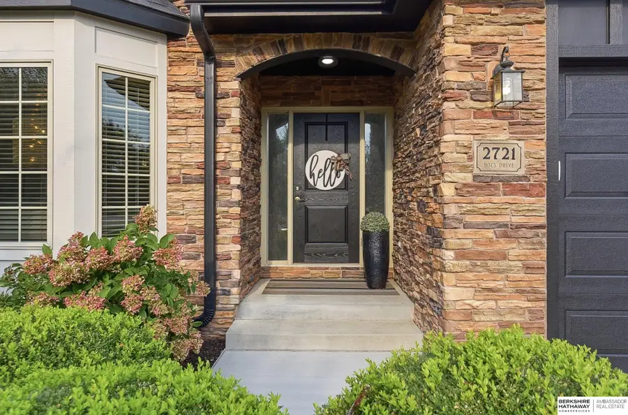 2721 Docs Drive, Lincoln, NE 68507 - #2